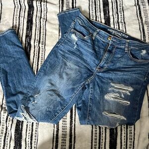 American Eagle distressed jeans, 12 long